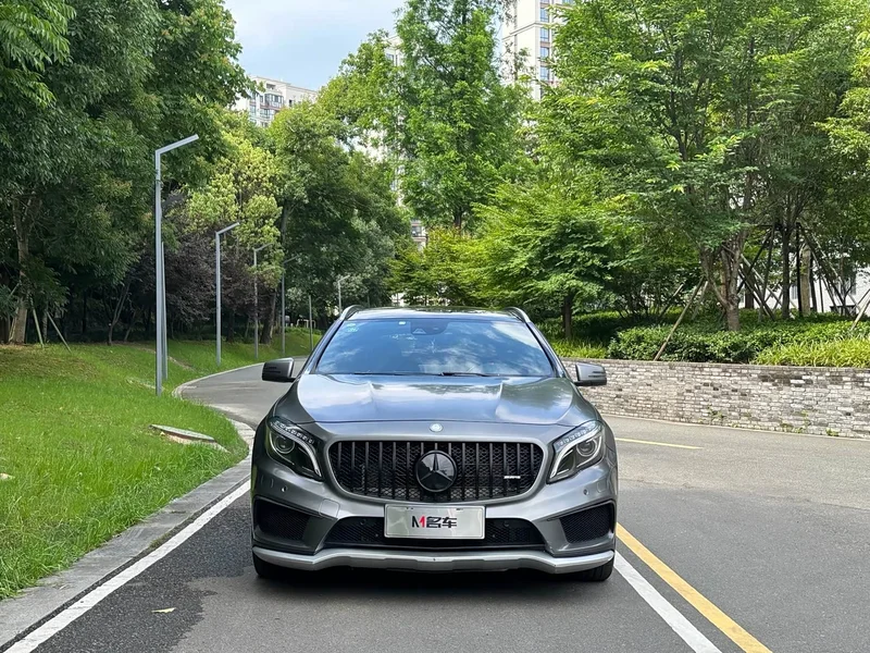 Mercedes-Benz GLA AMG — фото 2