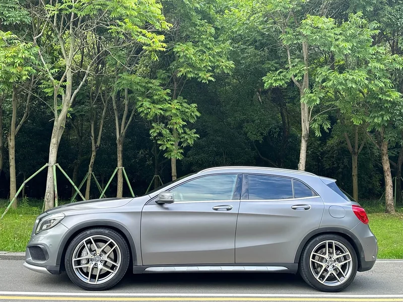 Mercedes-Benz GLA AMG — фото 3