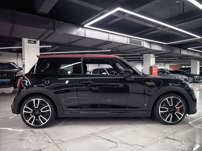 MINI JCW — фото 7