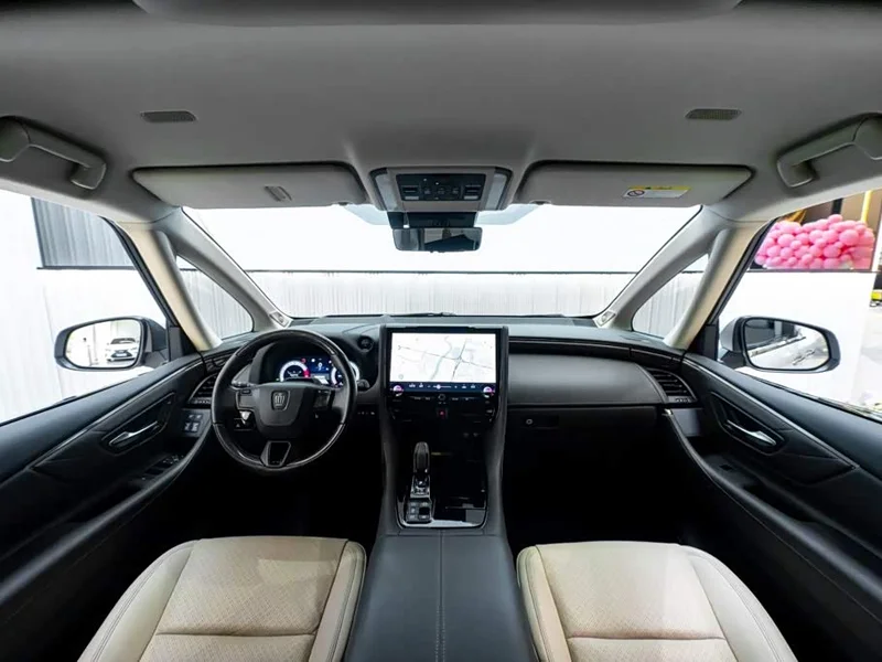 Toyota Vellfire — фото 14