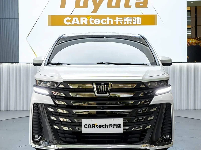 Toyota Vellfire — фото 2