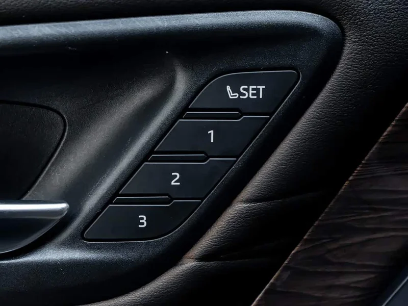 Toyota Vellfire — фото 22