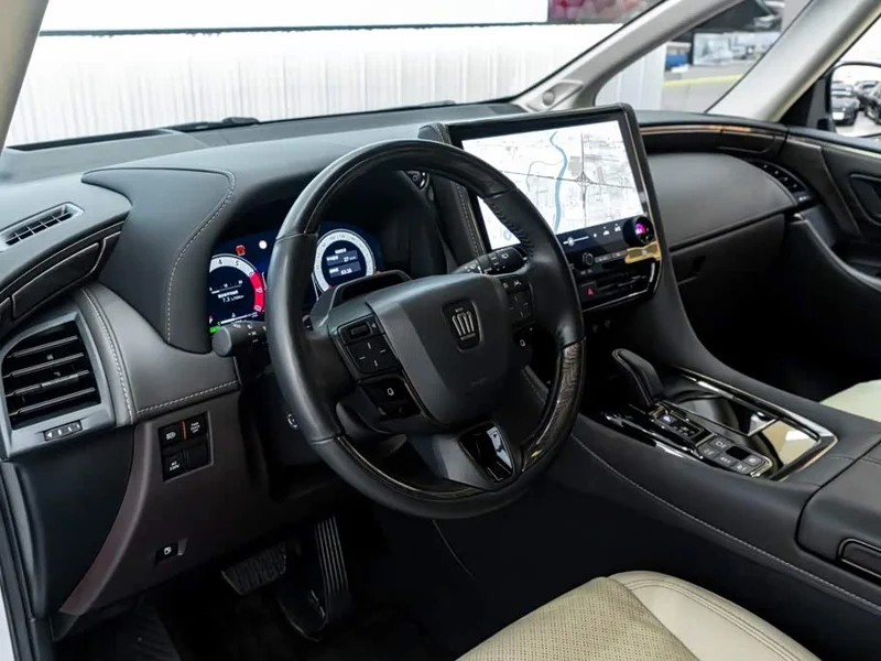 Toyota Vellfire — фото 25