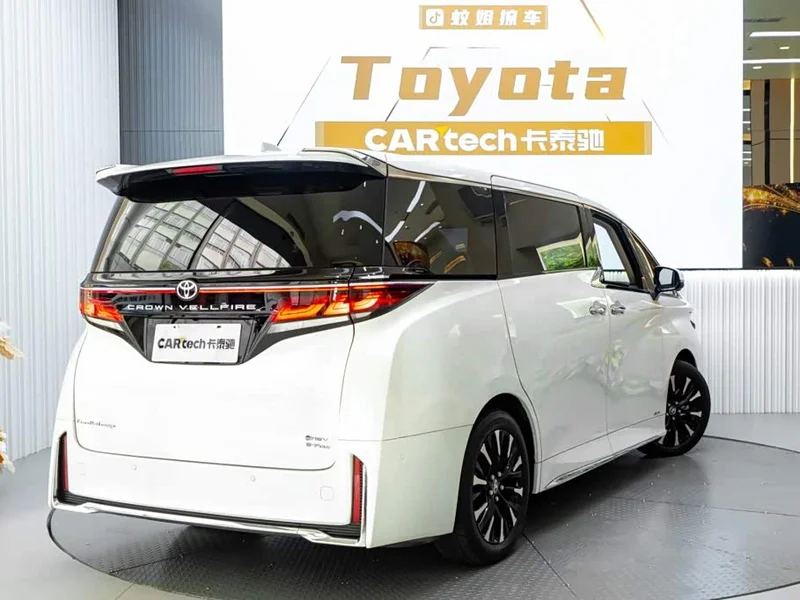 Toyota Vellfire — фото 7