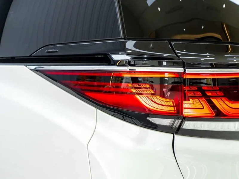 Toyota Vellfire — фото 9