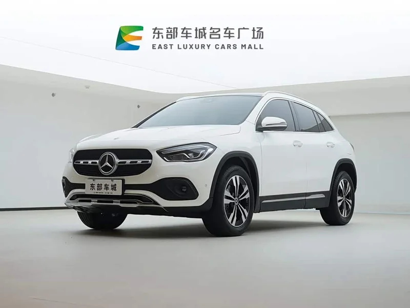 Mercedes-Benz GLA — фото 1