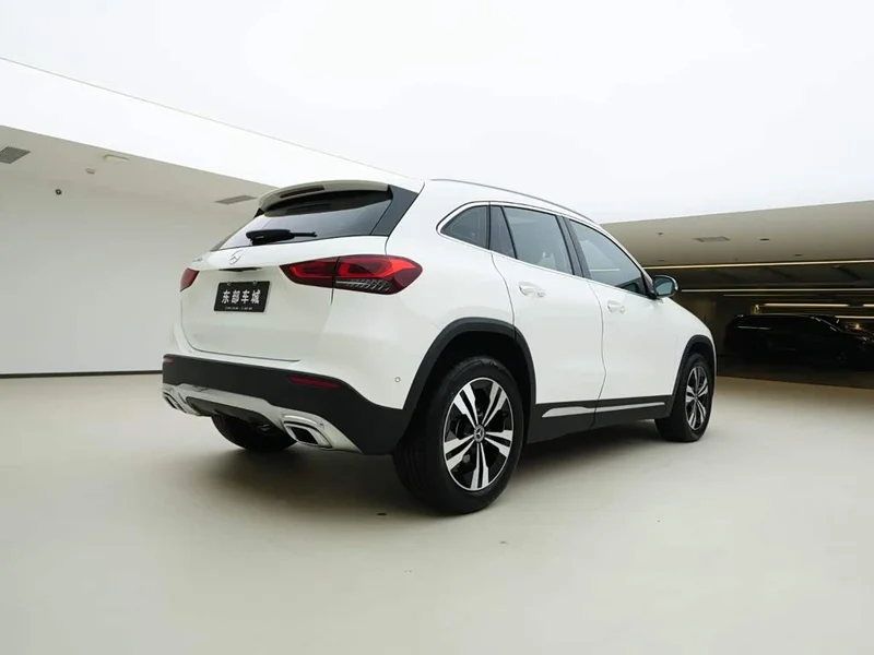 Mercedes-Benz GLA — фото 6