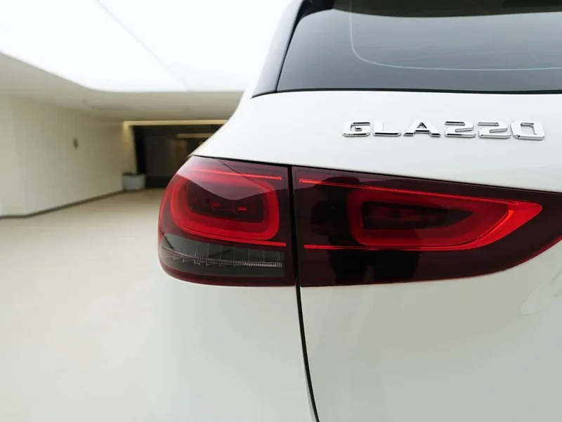 Mercedes-Benz GLA — фото 9