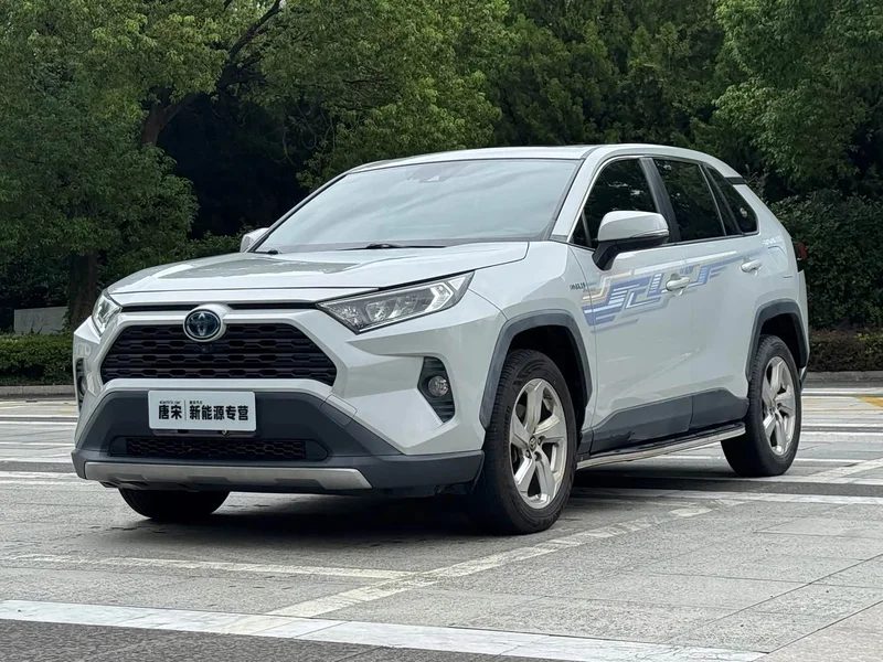 Toyota RAV4 Rongfang — фото 1
