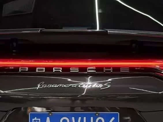 Porsche Panamera — фото 15