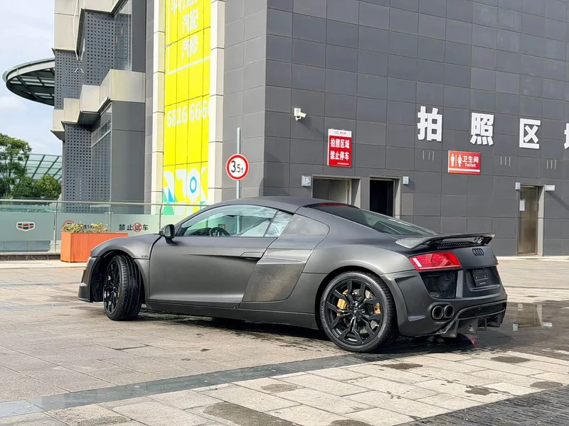Audi R8 — фото 4