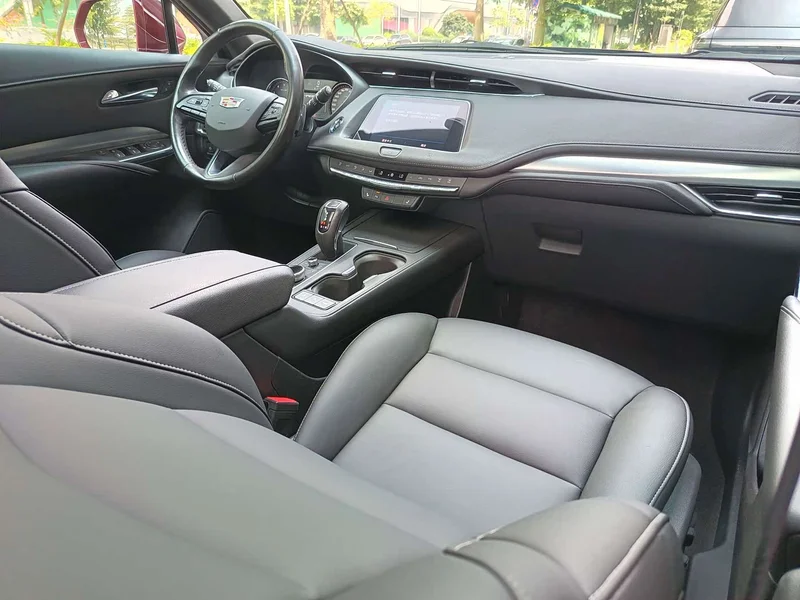 Cadillac XT4 — фото 13