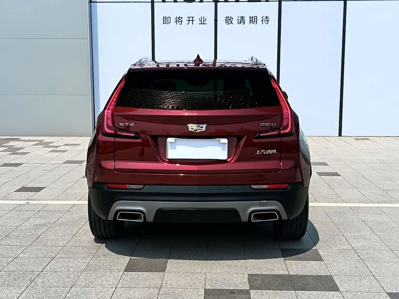Cadillac XT4 — фото 3