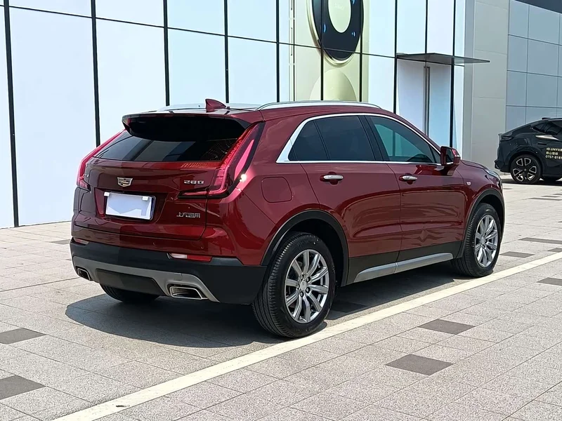 Cadillac XT4 — фото 4