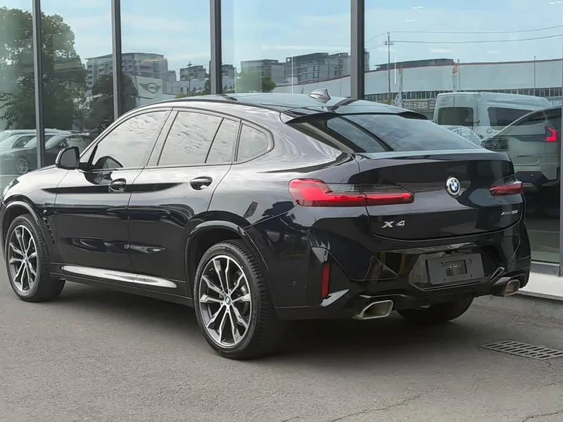 BMW X4 — фото 11