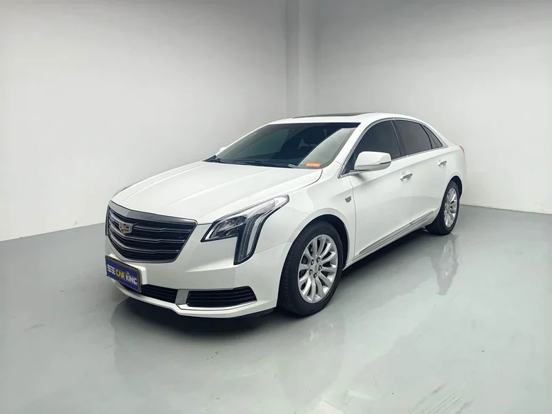 Cadillac XTS — фото 1