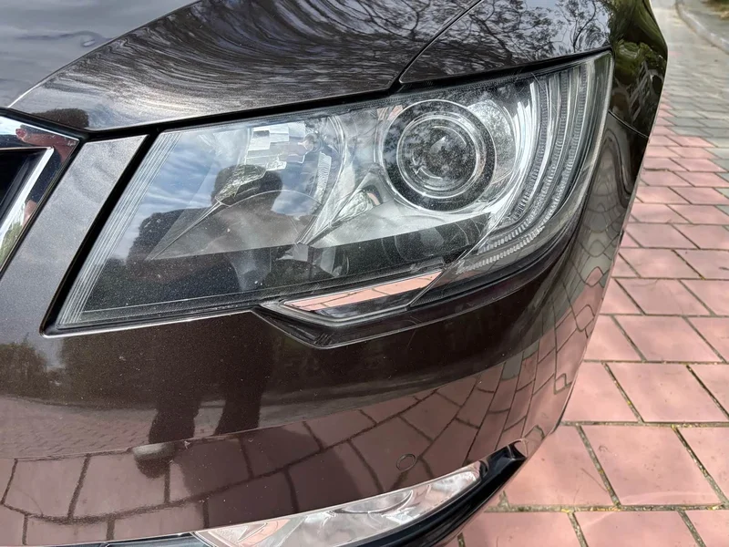 Skoda Superb — фото 19