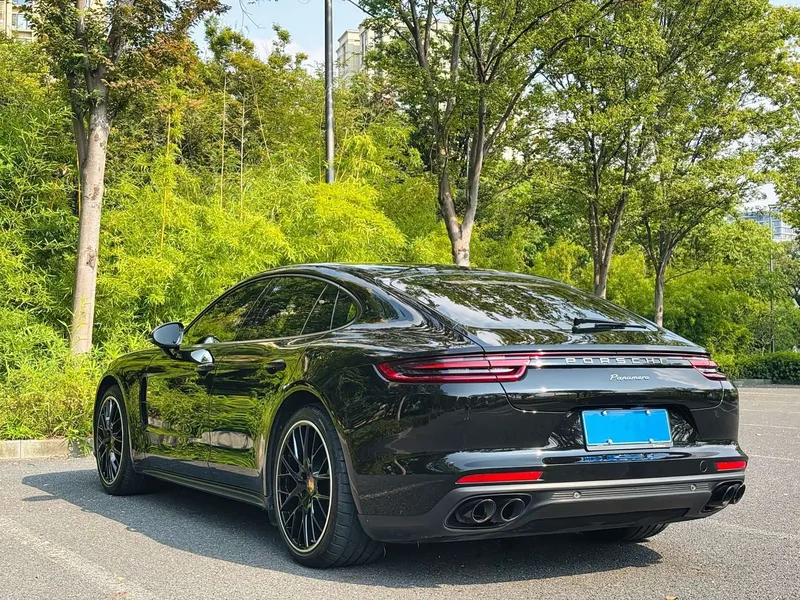 Porsche Panamera — фото 11