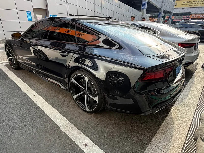 Audi RS 7 — фото 4