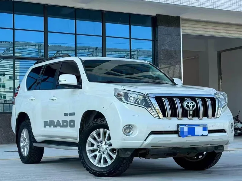 Toyota Prado — фото 3