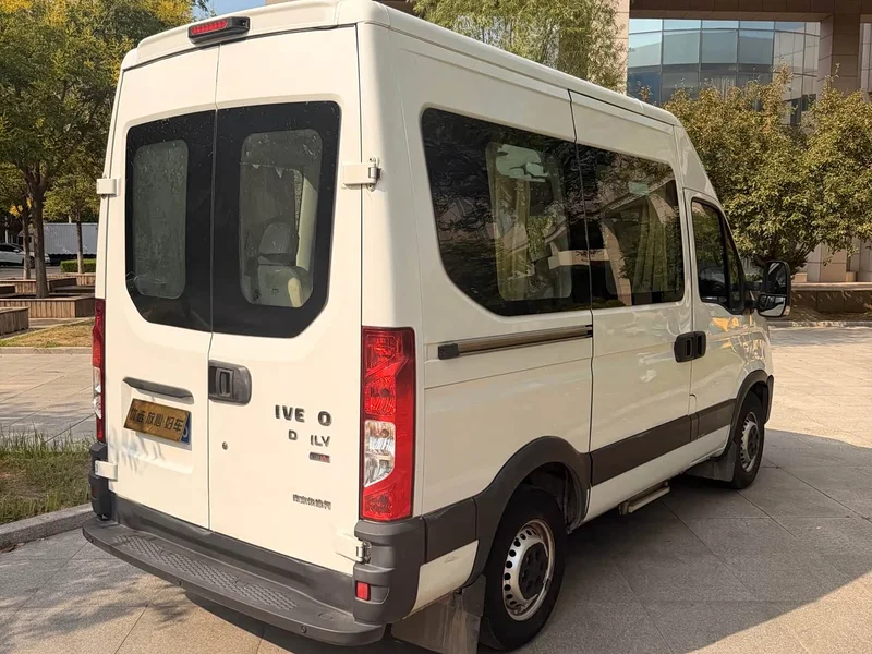 Iveco Eurocargo — фото 6