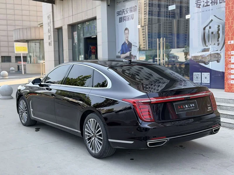 Hongqi H9 — фото 10