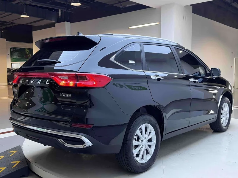 Haval M6 — фото 5