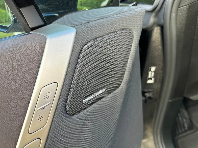 BMW iX — фото 15