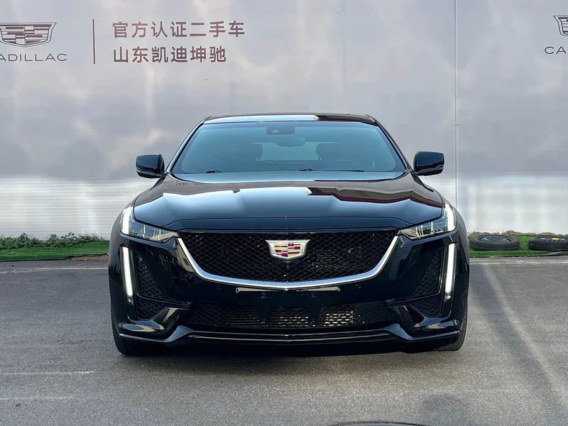 Cadillac CT5 — фото 2