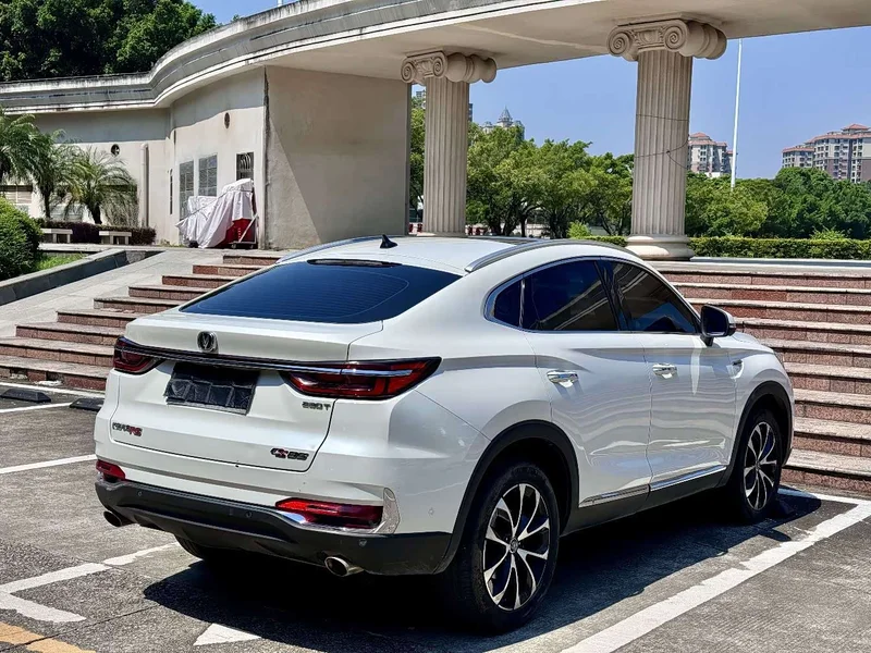Changan CS85 COUPE — фото 11