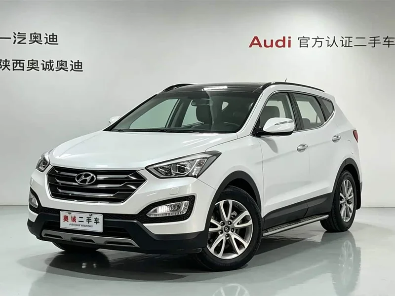 Hyundai Santa Fe — фото 1