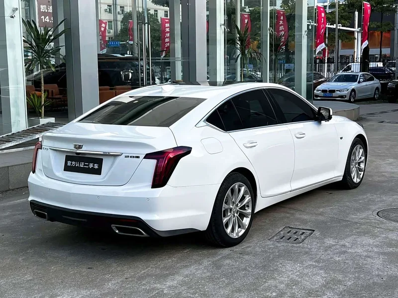 Cadillac CT5 — фото 5