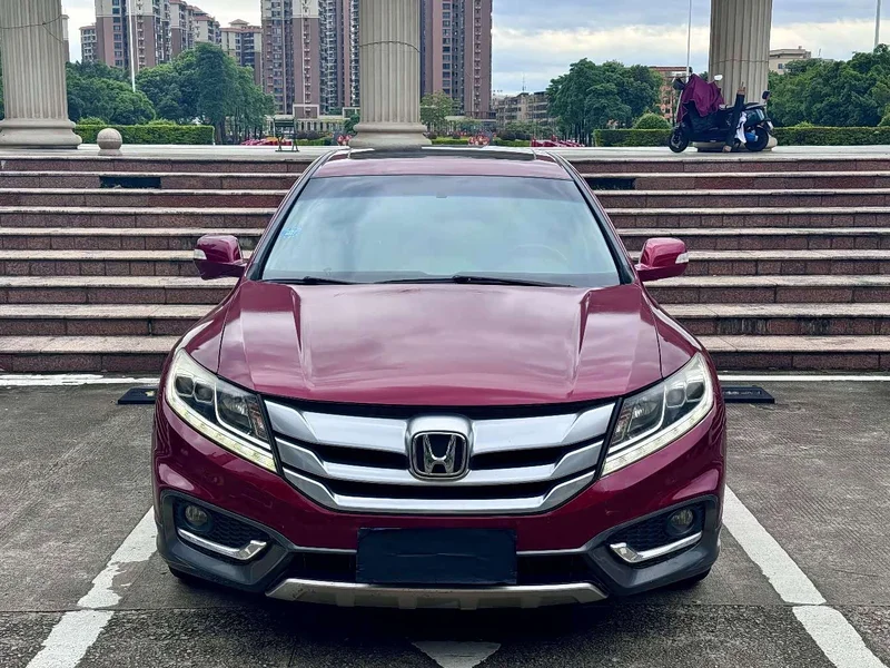Honda Crosstour — фото 2