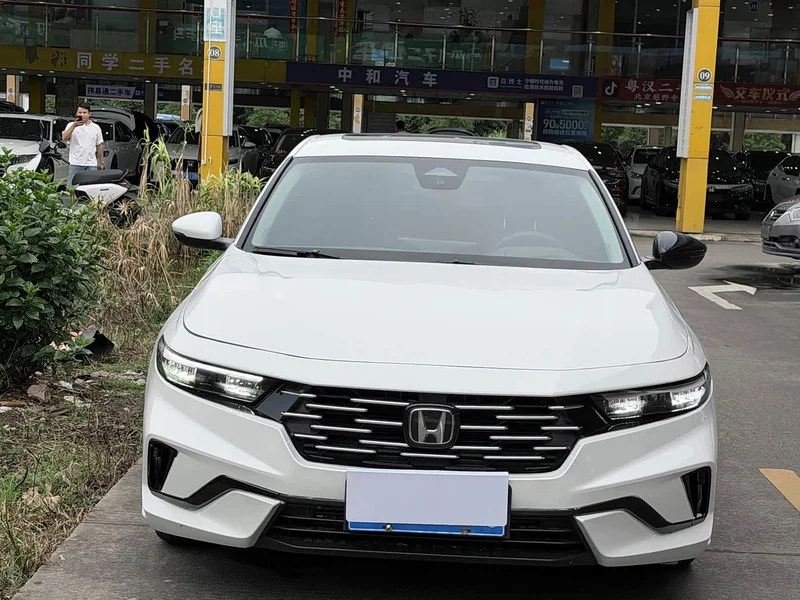 Honda Accord — фото 2