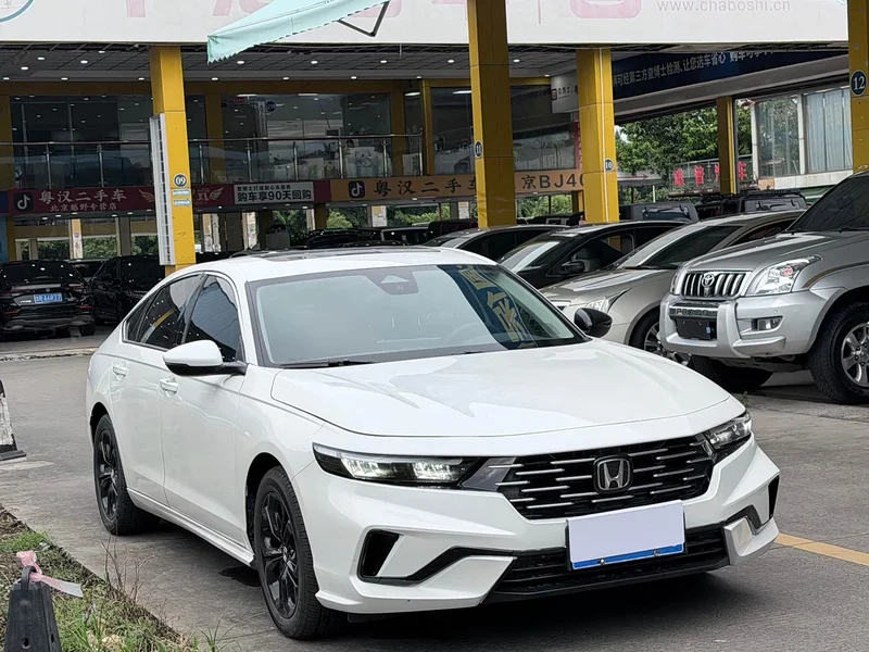 Honda Accord — фото 3