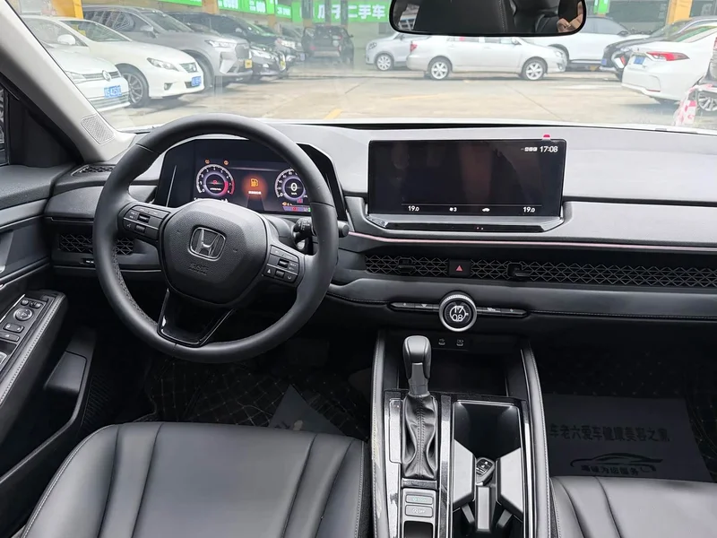Honda Accord — фото 6