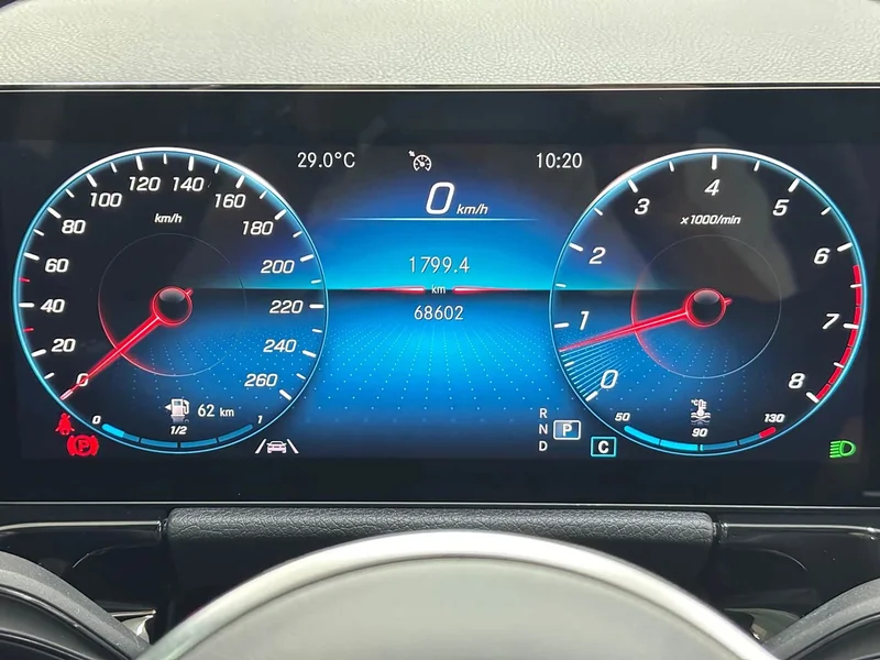 Mercedes-Benz GLA — фото 18
