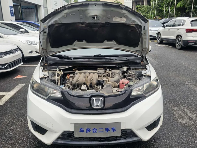 Honda Fit — фото 12