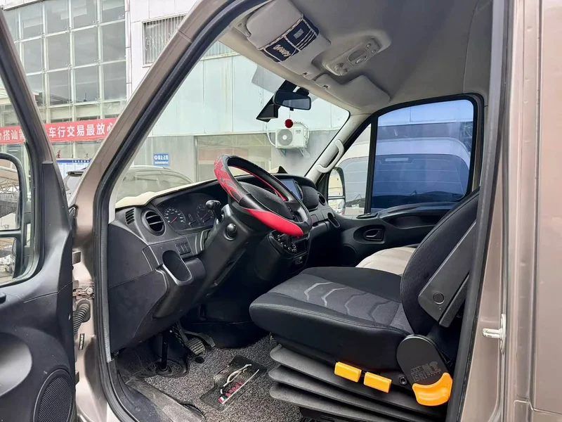 Iveco Eurocargo — фото 4