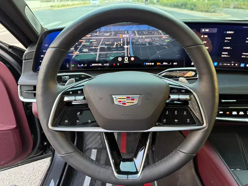 Cadillac CT6 — фото 6