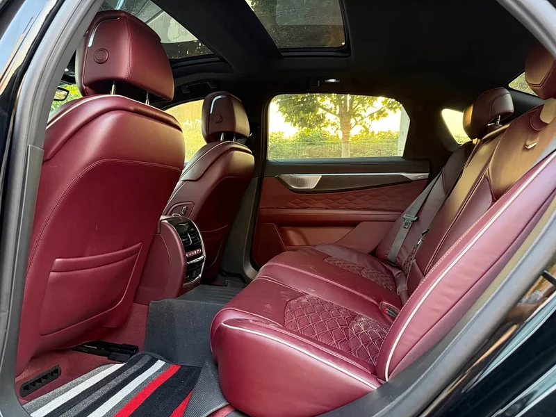 Cadillac CT6 — фото 7