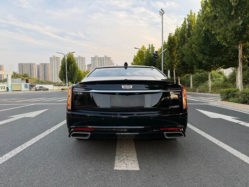 Cadillac CT6 — фото 10