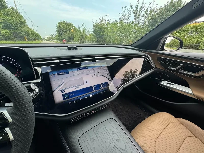 Mercedes-Benz E-Class New Energy — фото 5