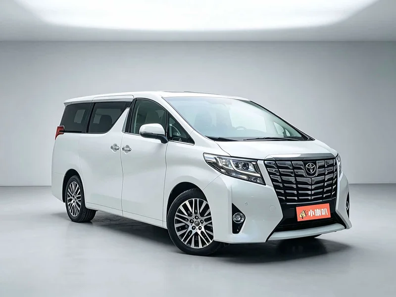 Toyota Alphard — фото 3