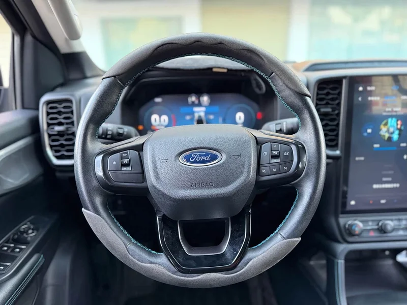 Ford Ranger Raptor — фото 7