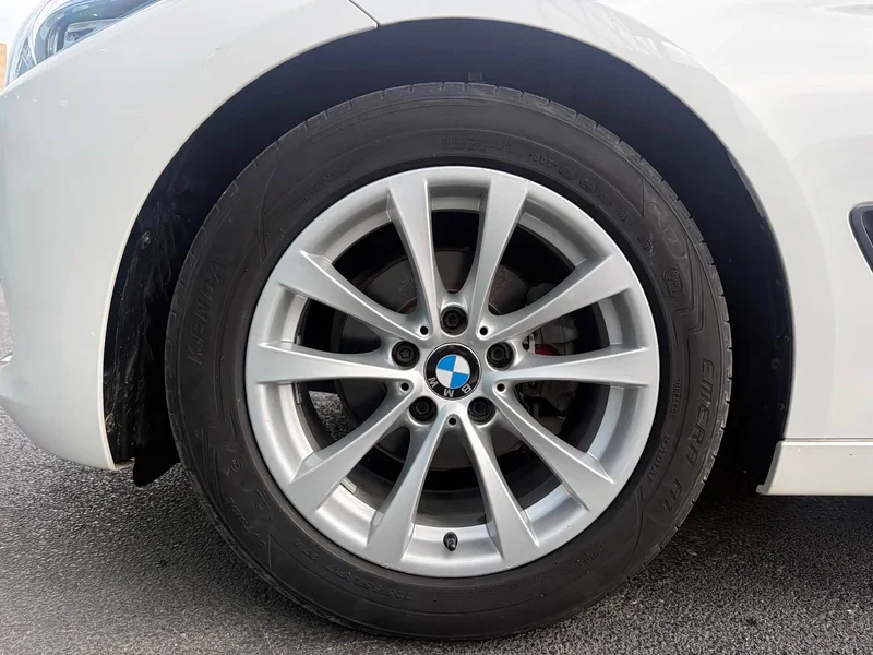 BMW 3 Series GT — фото 9