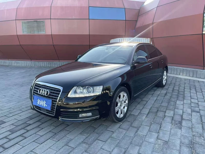 Audi A6L — фото 1