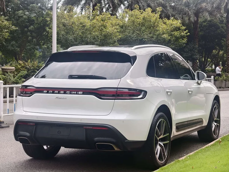 Porsche Macan — фото 7