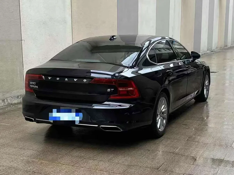 Volvo S90 — фото 9