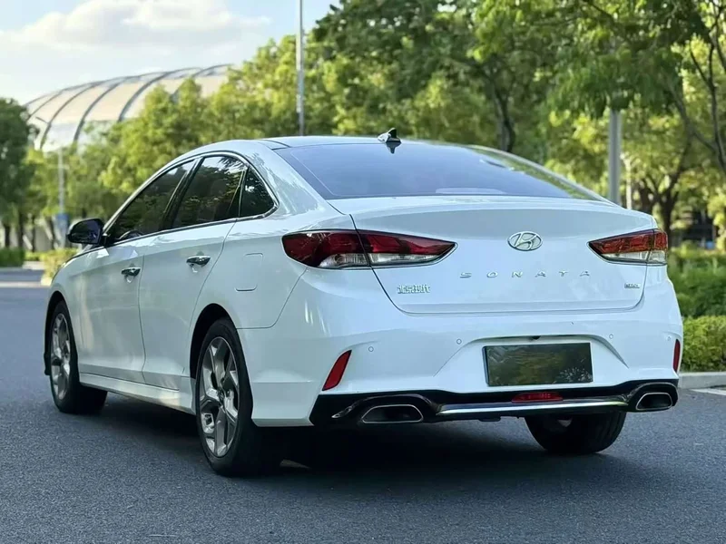 Hyundai Sonata — фото 7